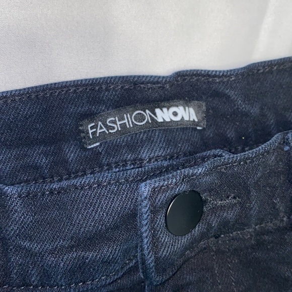Fashion Nova Jeans - Picture 2 of 3